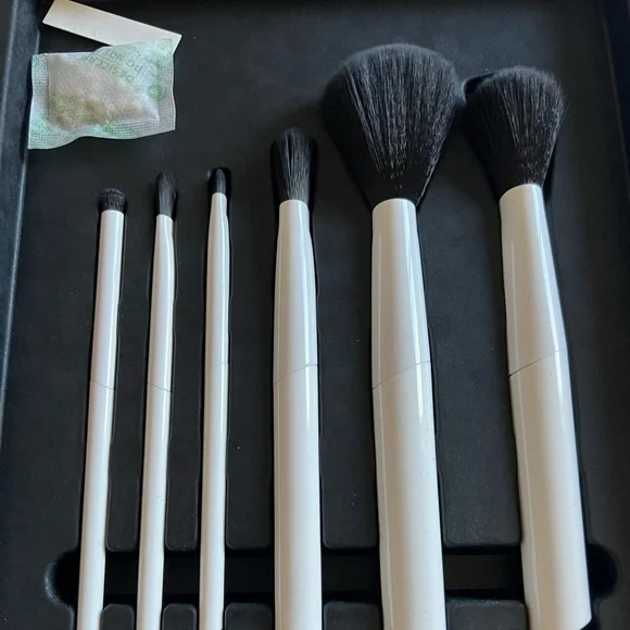 Zara brush set - Picture 4 of 4